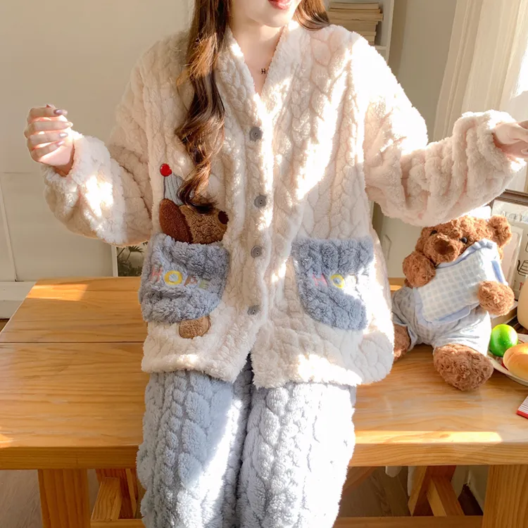 孕妇睡衣冬季加厚加绒珊瑚绒月子服11-12月份可外穿坐月子家居服