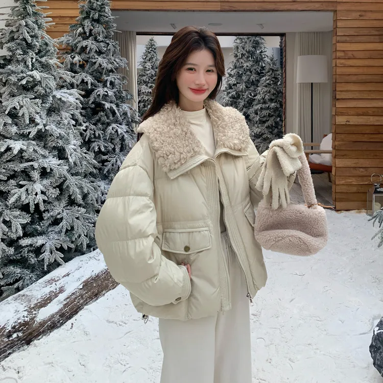 大翻领设计感羽绒服女短款2025年冬季新款韩系时尚洋气白鸭绒外套