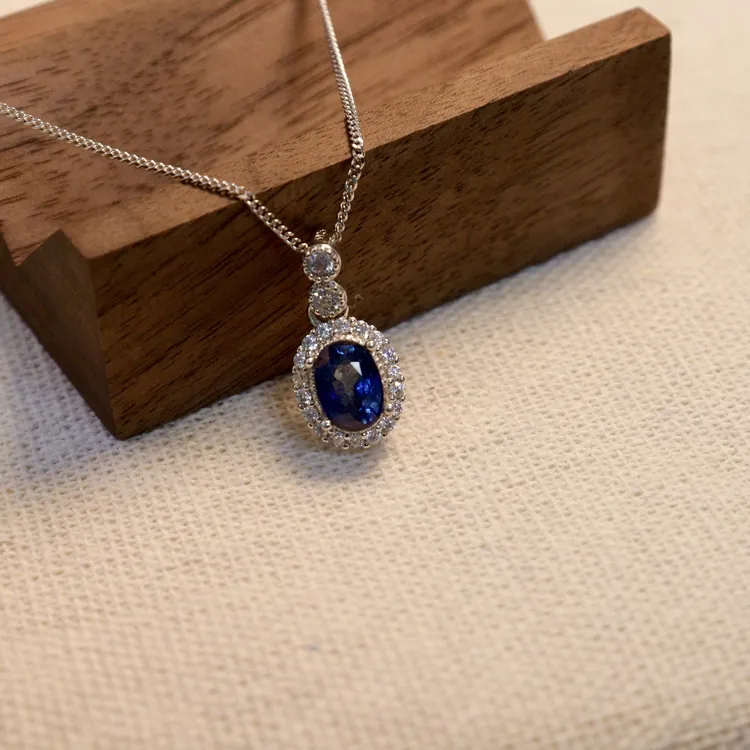 BG珠宝-B313-天然蓝宝石吊坠-S925银镶嵌赠链-主石5*7MM