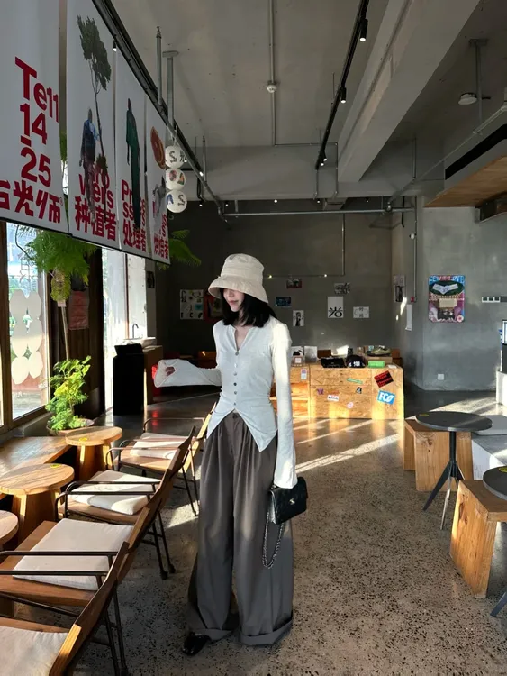 2025早秋新款时尚套装气质显瘦洋气休闲百搭性感辣妹长袖上衣长裤