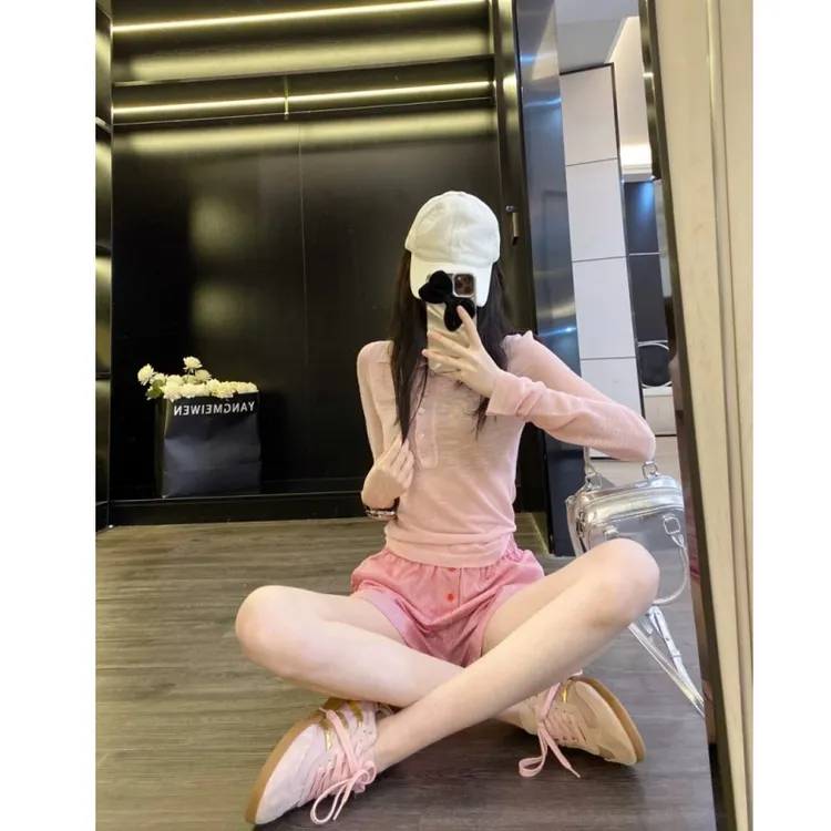 小众2025新款爆款高级感显瘦气质粉色防晒上衣时尚短裤时尚女装