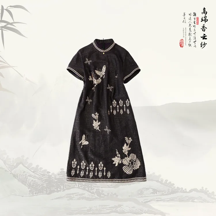 新款香云纱新中式立领龟裂纹刺绣短袖连衣裙529618