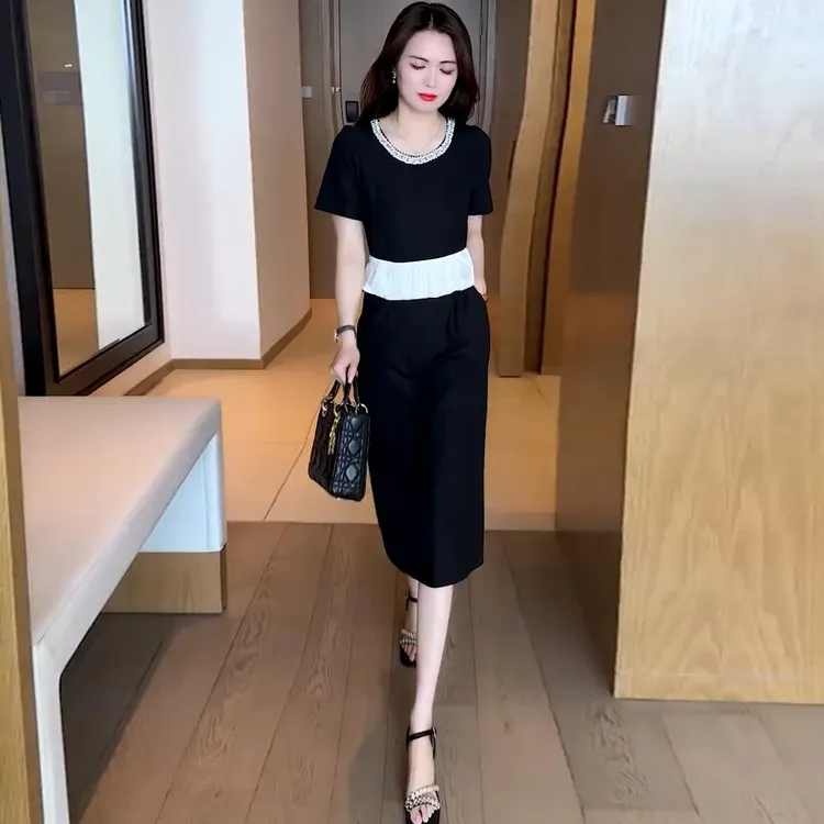时尚洋装女2025夏季新款洋派显瘦圆领钉珠撞色拼接假两件中长裙