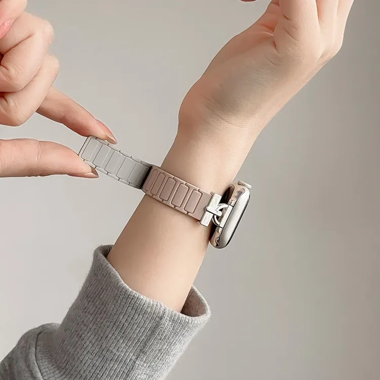 张婧仪同款适用苹果S10手表iwatch表带applewatch9磁吸S10新款S8