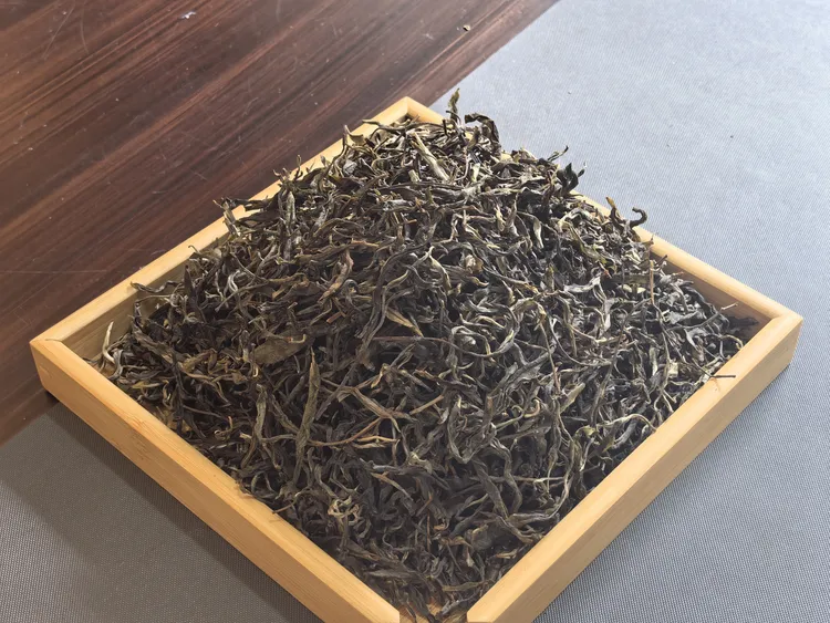 冰岛茶区2025年小户赛古树头春普洱生茶（散茶250g）