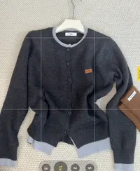 韩系设计款层次感假两件圆领针织开衫毛衣