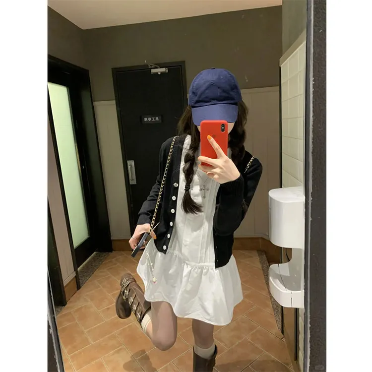 鬼马周刊 娃娃领减龄白衬衫短裙女 叠穿长袖连衣裙外搭开衫两件套