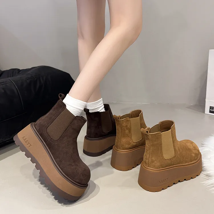 爆款厚底马丁靴女2025新款秋冬加绒复古显瘦轻便增高7cm烟筒短靴