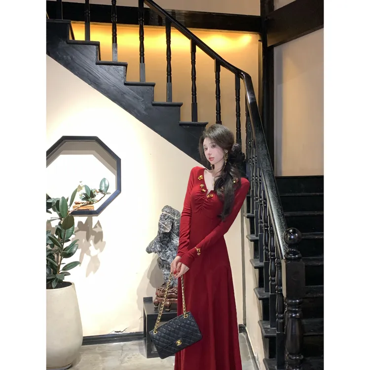 【雅乔定制】华尔兹王妃 V领收腰长袖针织连衣裙DYTH-24073584