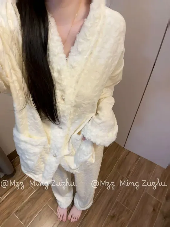 2025新款海岛绒加厚加绒睡衣女秋冬款甜美高级感可外穿家居服套装