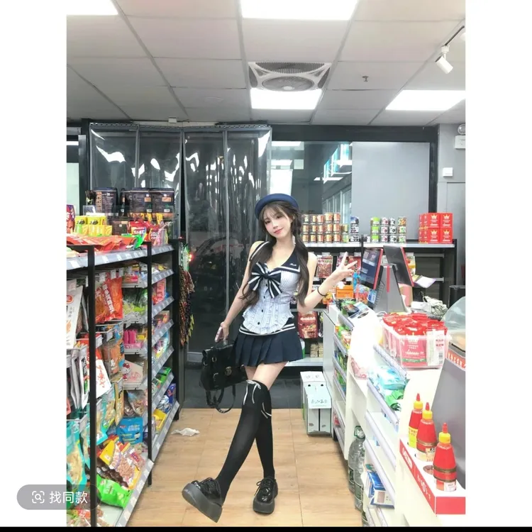 瑞茜·威瑟斯耶鲁甜心 夏季学院风修身显瘦无袖上衣半身裙R5690-1Z