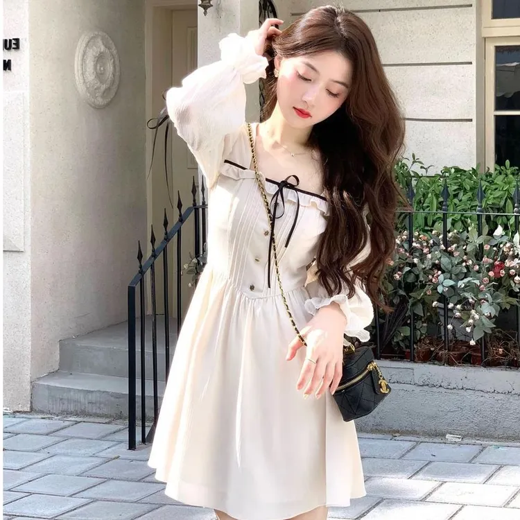 原版面料+做法+里布 设计感复古别致惊艳泡泡袖秋季连衣裙法式a字