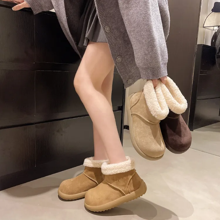 丑萌大头短筒雪地靴女2025冬季新款防滑厚底加绒保暖毛绒勃肯鞋