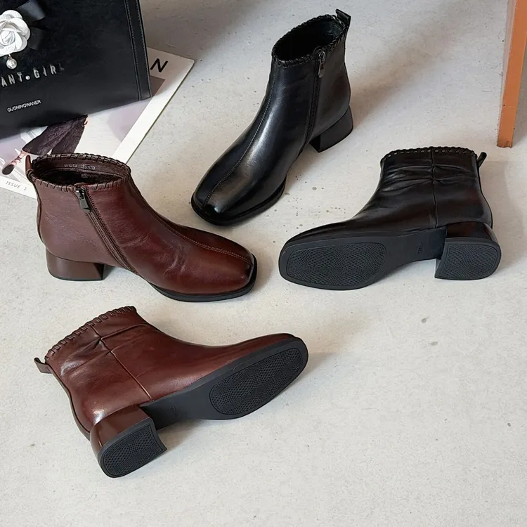 18650女鞋冬季新款羊皮加绒保暖时尚百搭女短靴方头拉链低跟时装