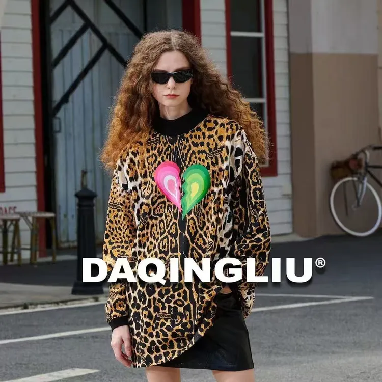 DAQINGLIU25秋冬豹纹爱心高领卫衣潮流时尚宽松洋气休闲冬季上衣