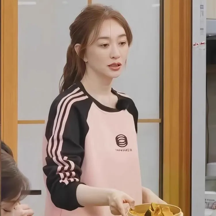 （潮流衣服）一路繁花李小冉同款美式复古插肩卫衣女2025春@7天发货