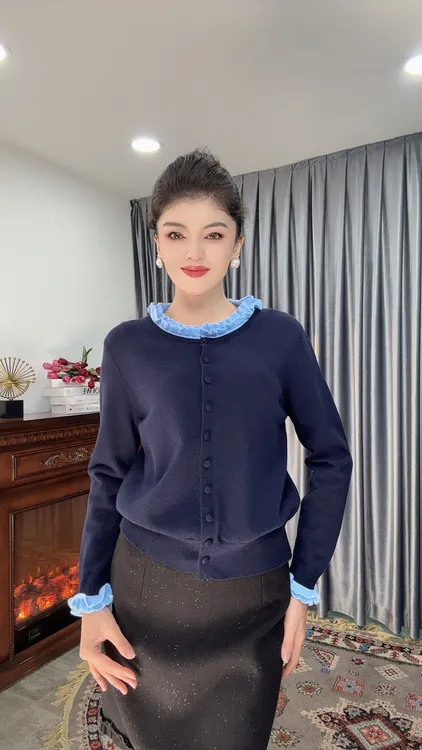 时尚长袖百搭圆领仙女毛衣