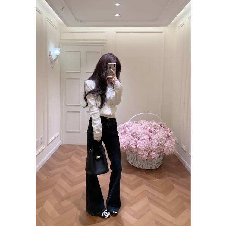 轻熟风蕾丝V领修身长袖针织衫女毛衣打底衫高腰休闲牛仔长裤套装