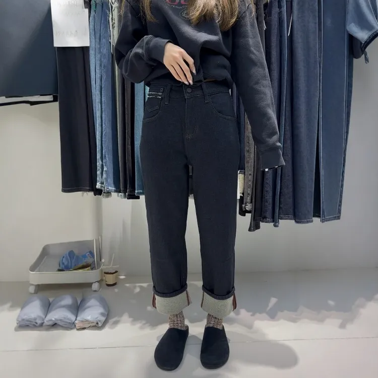 花匣子牛仔裤女冬季加绒65622深蓝色高腰弹力显瘦窄版翻边直筒裤