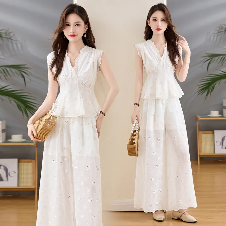 法式刺绣镂空蕾丝套装女2025夏季新款设计感复古V领阔腿裤两件套
