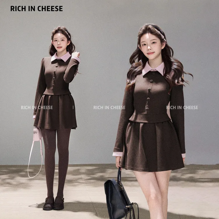 金川川 可露丽少女【少量现货】 秋冬学院假两件棉质针织收腰连衣裙