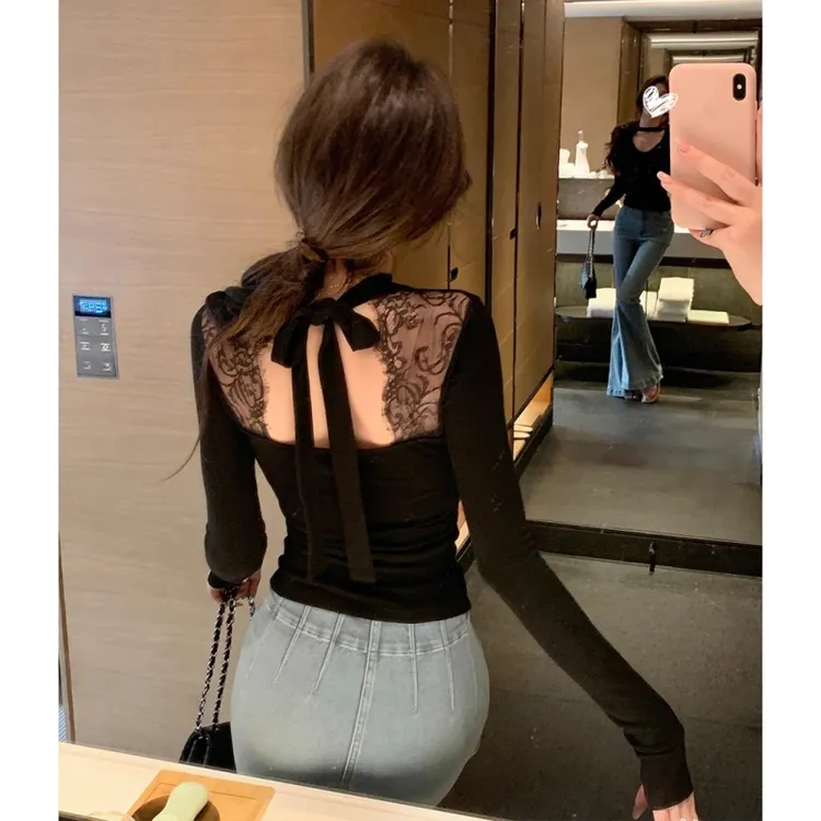 2025年冬季新款加绒蕾丝拼接挂脖v领气质长袖修身打底衫女上衣潮