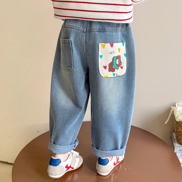 女童裤子春秋款2025新款儿童卡通牛仔裤洋气女宝宝时尚休闲老爹裤