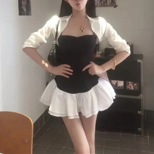 一字肩短款吊带连衣裙气质女2025夏季新款拼接a字短裙抹胸裙子