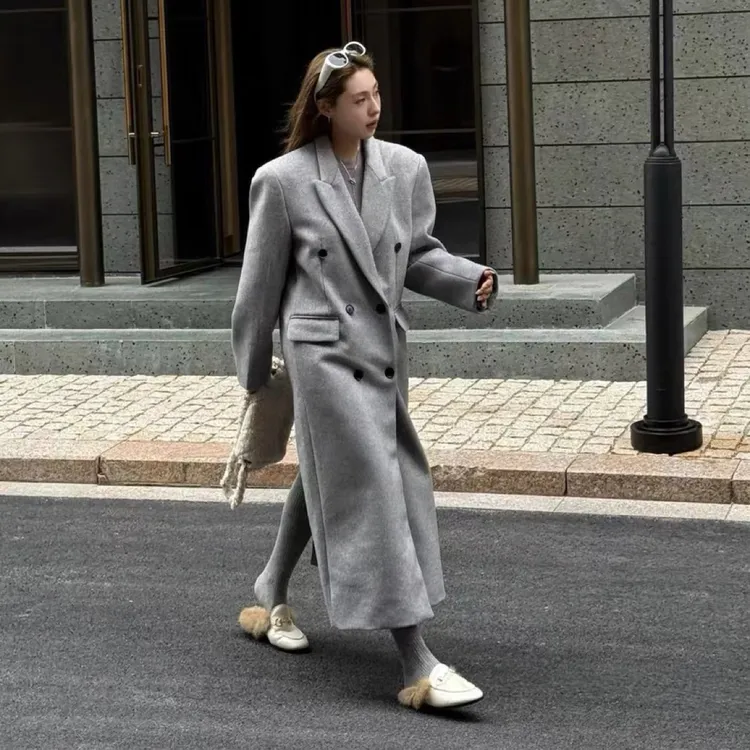 GOD正版财神家2025年冬季新款垫肩宽松洋气开衩夹棉大衣女潮