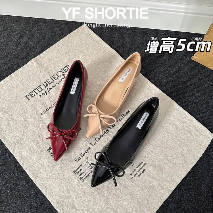 内增高漆皮平底单鞋女2025新款百搭尖头小个子气质蝴蝶结软底女鞋