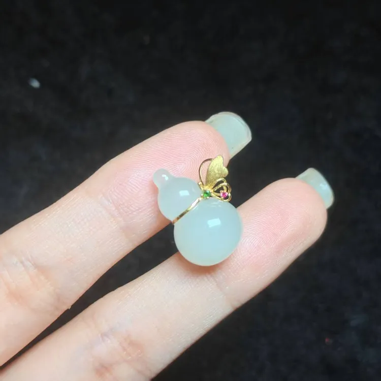 【小北严选】18K金镶嵌和田玉葫芦吊坠【尺寸约12*19mm】-AH54X364