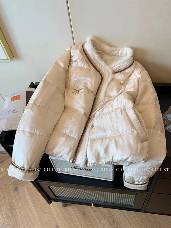 新中式静奢拼接斜襟盘扣羽绒服女2025冬季新款国风加厚保暖短外套