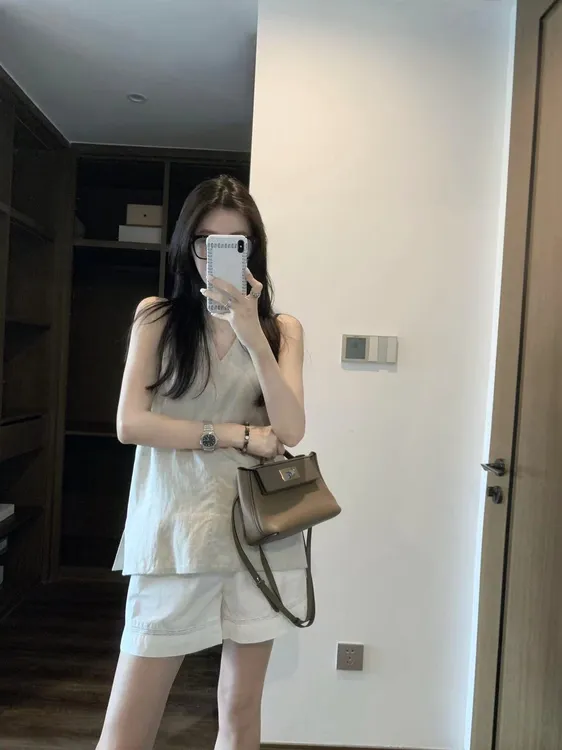 2025夏季新款日系慵懒风简约无袖背心上衣休闲短裤套装女两件套