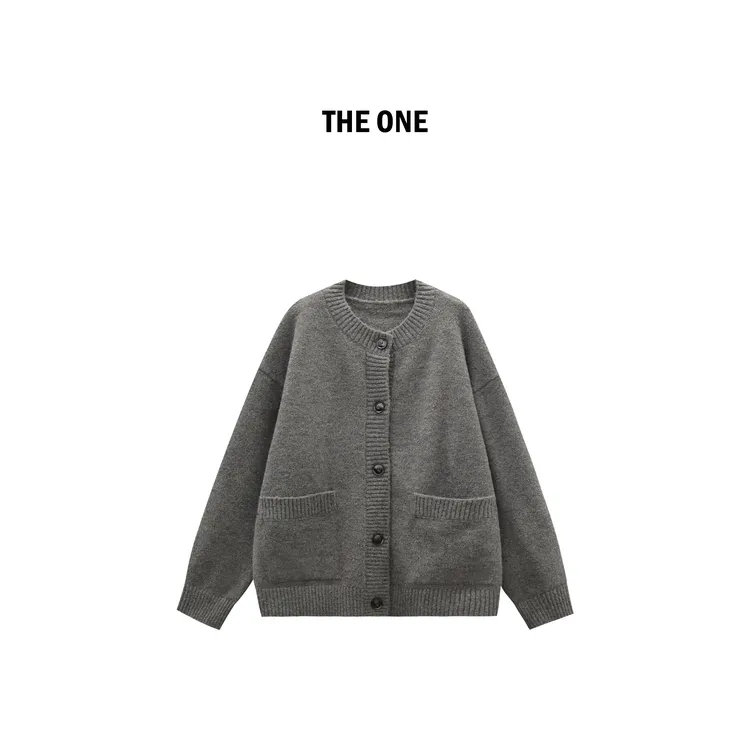 AZE 晨雾 2025深灰色慵懒风复古软糯纽扣毛衣开衫外套SY50808W3  