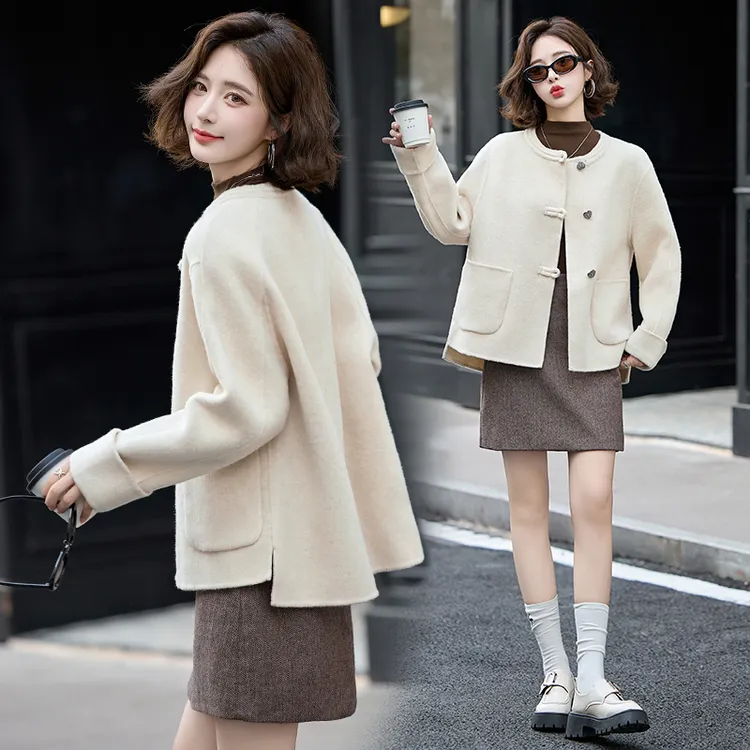 秋冬小香风薄款圆领百搭2025秋冬新款毛呢外套休闲加厚毛呢气质