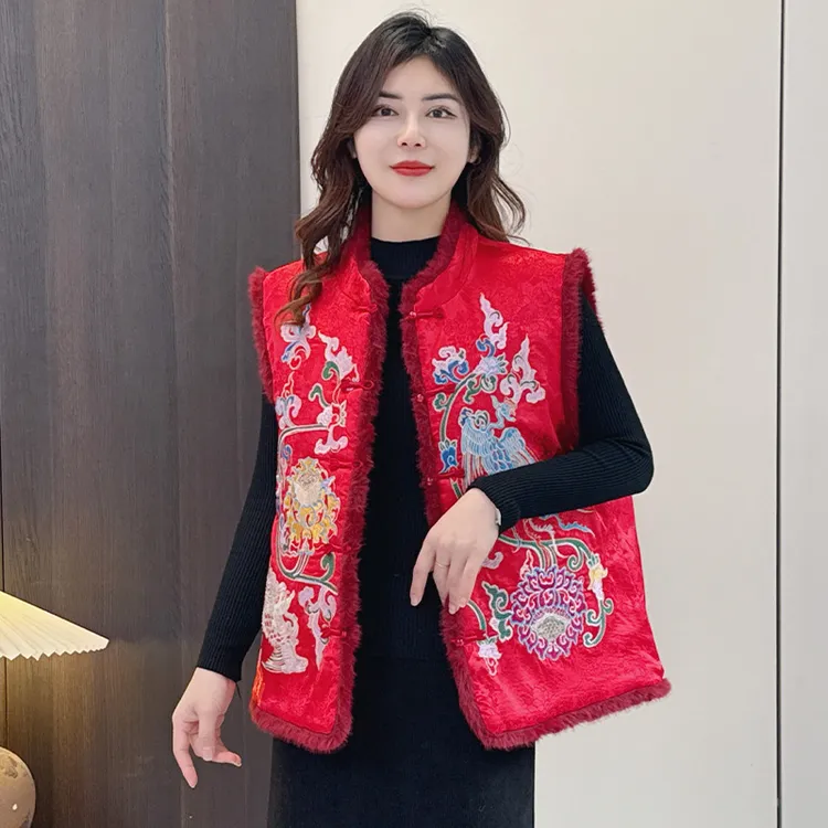 大码女装加棉加厚国风马甲女刺绣国潮马甲马夹女胖mm中式立领坎肩