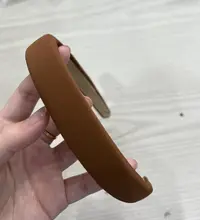林金亚｜卡其色发箍
