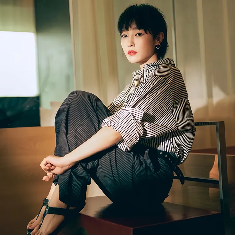 早秋新款条纹衬衫女款外穿长袖洋气衬衣设计感小众时尚上衣高级感