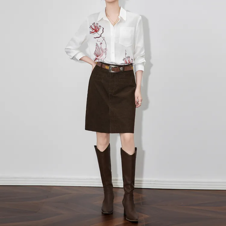 摩登复古灯芯绒前开叉半身裙高腰显瘦秋冬新款配质感裙子秋冬款