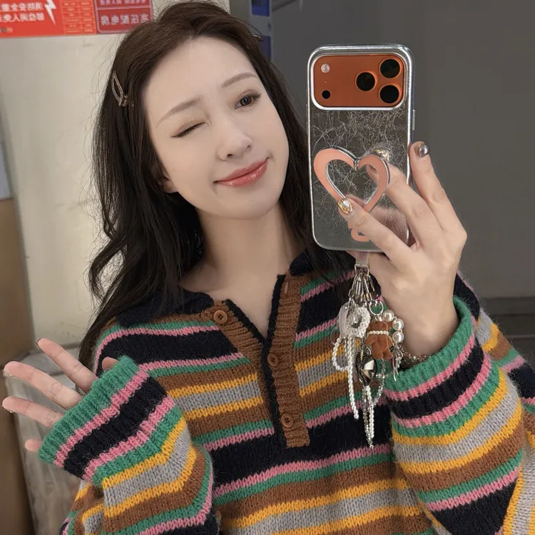 宁宁家定制款爱心支架手机壳