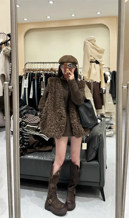 韩系秋冬一整套穿搭高级感美拉德棕色马甲叠穿针织衫毛衣两件套女