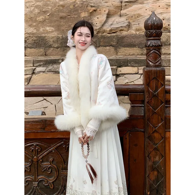 凌茜恣禾【月兔】新中式加绒棉服外套女秋冬气质氛围感毛边加厚上衣