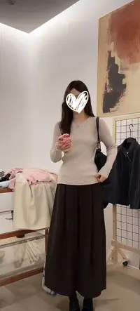 米满满-奶油欧尼（ 4433#福）简约百搭圆领坑条打底上衣 