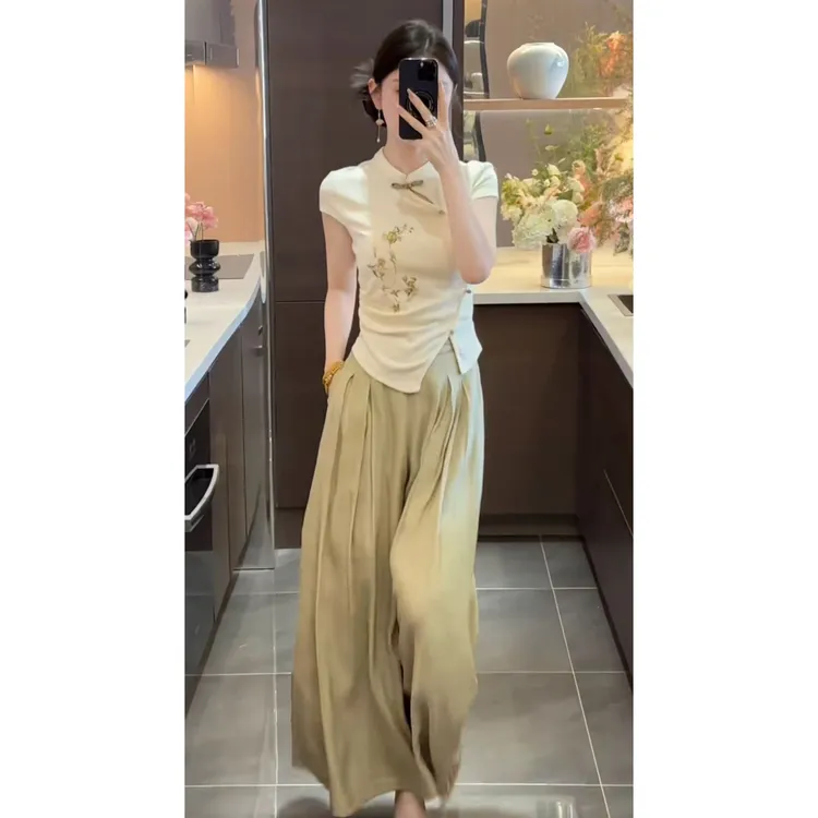 今年流行穿搭一整套2025新款新中式国风刺绣上衣宽松阔腿裤两件套