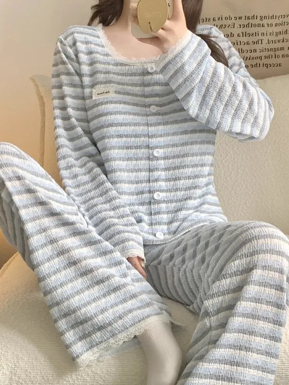 睡衣女款甜美条纹小香风春秋季带胸垫长袖套装2025新款秋款家居服
