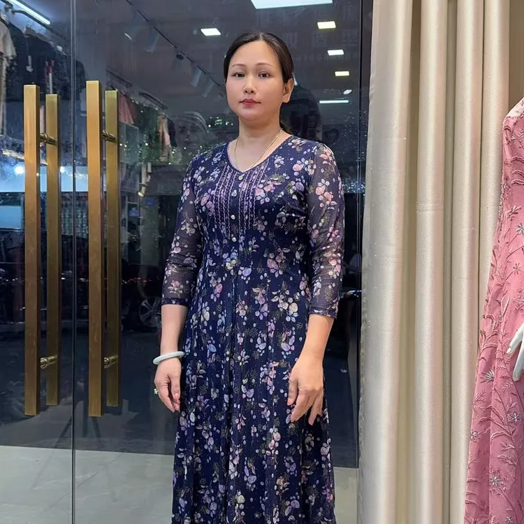 品牌蓝色连衣裙台湾丝中长款