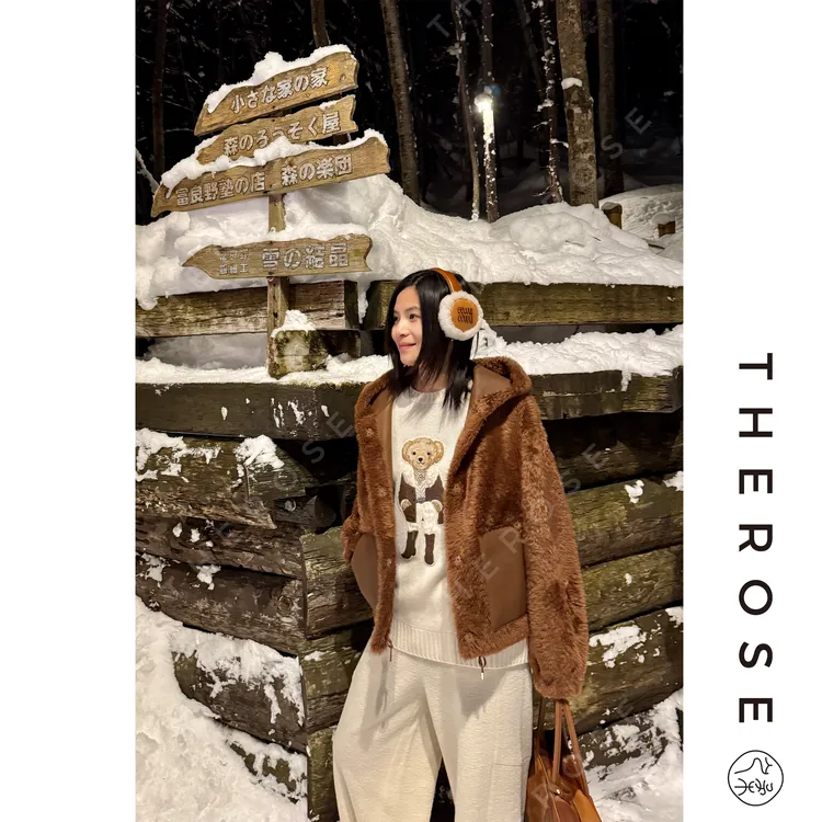 之柔【阿尔泰小熊】时尚双股羊绒立体刺绣针织衫时尚宽松减龄长袖女