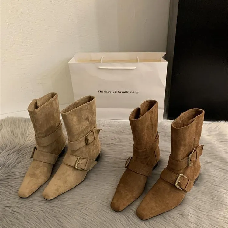 2025韩版新款小众设计复古法式短靴小方头西部靴麂皮中筒靴女靴子