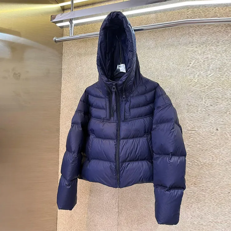 小个子欧货连帽设计感棉服女2025秋冬季新款短款休闲外套高级感潮