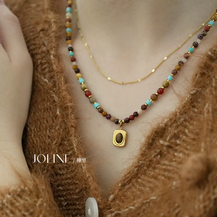 小方糖项链女款2025年新款爆款复古锁骨链女美拉德配饰